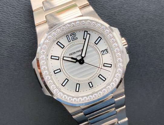 2013 Nautilus 7010G white gold diamonds Full Set